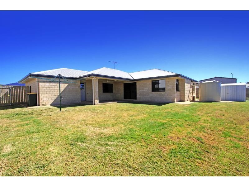 22 Violet Drive, Gracemere QLD 4702